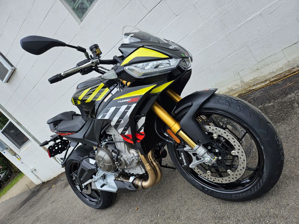 2027 Aprilia Tuono 660 Factory - Image 4