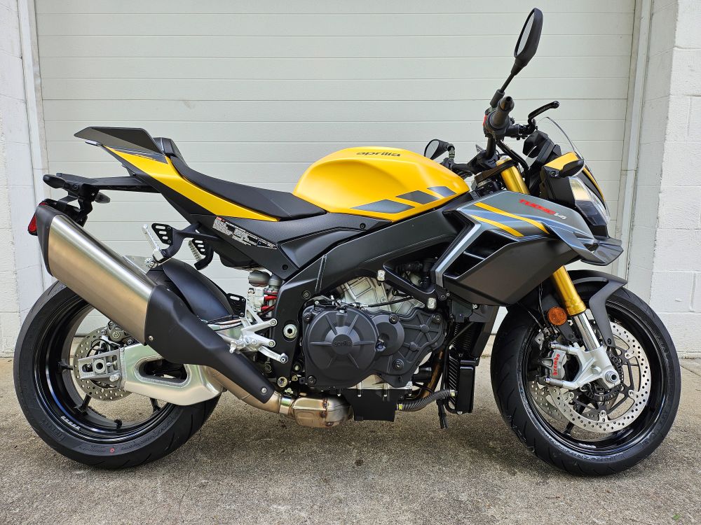 2027 Aprilia Tuono V4 Yellow