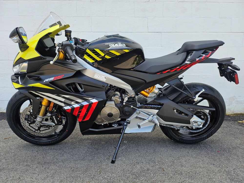 2027 Aprilia RS 660 Factory - Image 4