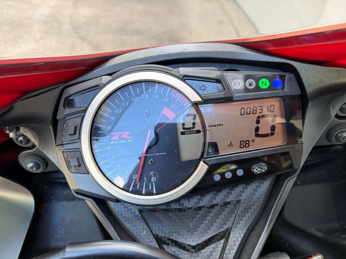 2016 Suzuki GSXR600 - Image 6